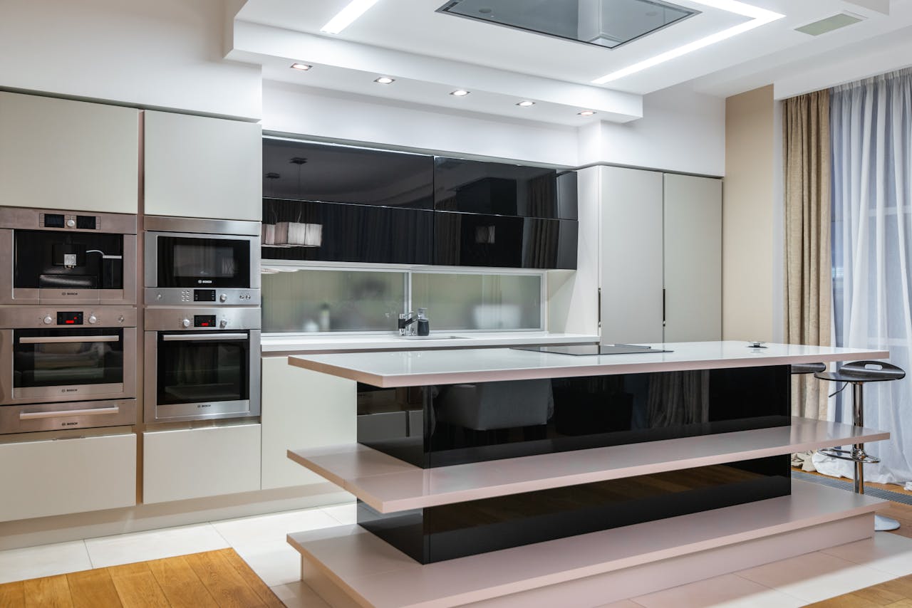 Home High-end contemporary kitchen featuring sleek design and modern appliances for elegant living.